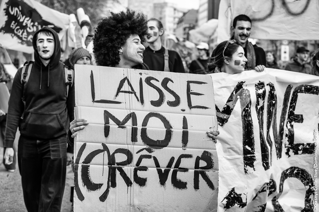 26 03 12 Bruxelles en resistance 100000 voix contre la politique antisociale du gouvernement DB 5